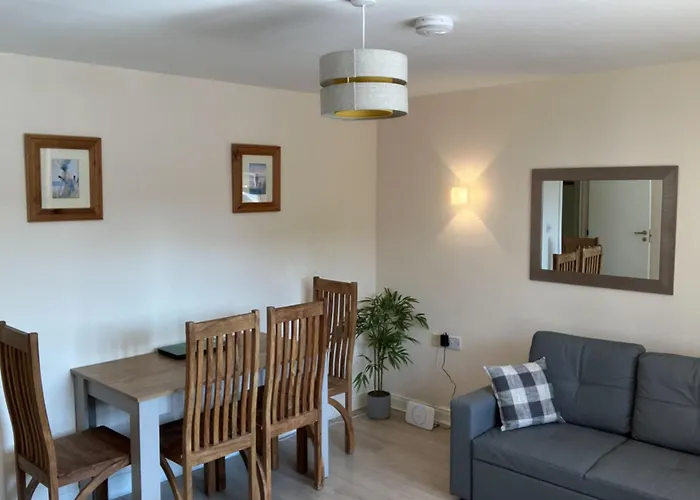 Holiday home Cedarfells, Hewetson Court, With Parking