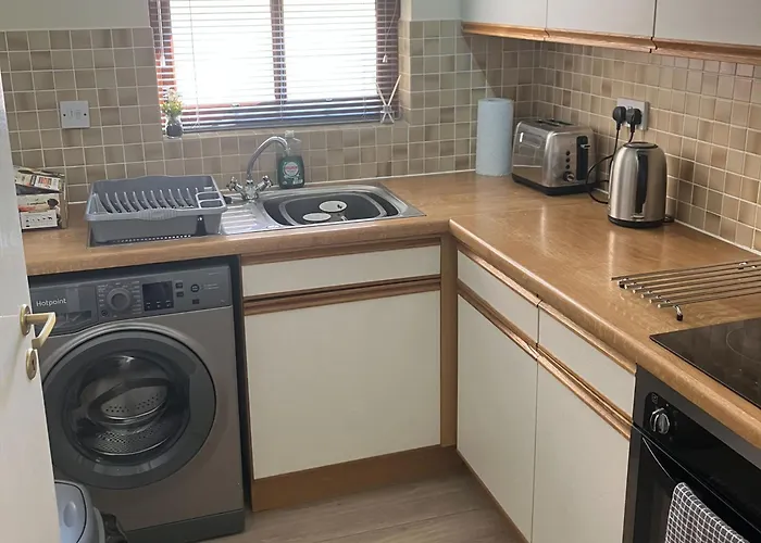 Holiday home Cedarfells, Hewetson Court, With Parking *